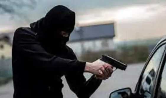 Car looted at gunpoint in Fatehabad, driver shot dead