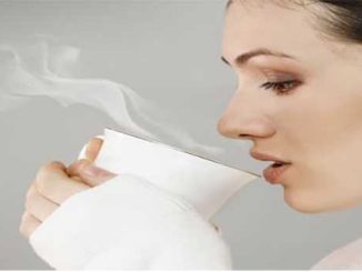 Do you also drink hot water in winter? Be careful, this can be harmful to health