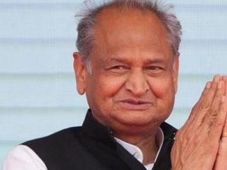 If you want to be successful, work to the extent of madness - CM Gehlot