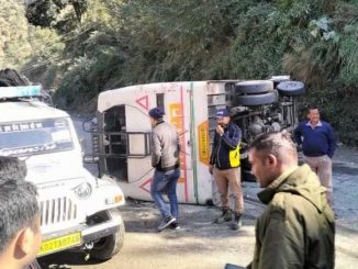 Just now: Major accident on Uttarakhand National Highway, one dead, six injured as bus overturns
