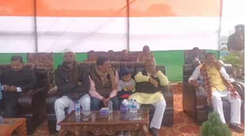 Bihar leaders forgot decorum on Republic Day: MLA and former MP clashed on stage