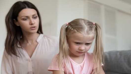 7 mistakes of parents make children angry, change your habits for good upbringing