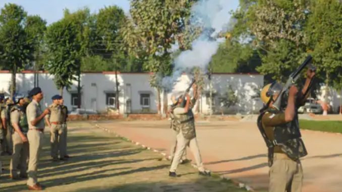 Riot control exercise in Muzaffarnagar police line, SSP gave information to disperse the crowd