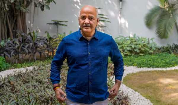 Manish Sisodia booked in espionage case after liquor scam, AAP leader's problems increased