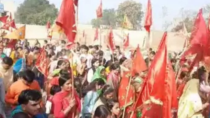 Muzaffarnagar: Fair begins in Mata Sheetla's temple, flag march taken out