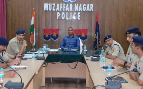 Officers engaged in improving the traffic system of Muzaffarnagar, SSP brainstormed to avoid jams and accidents