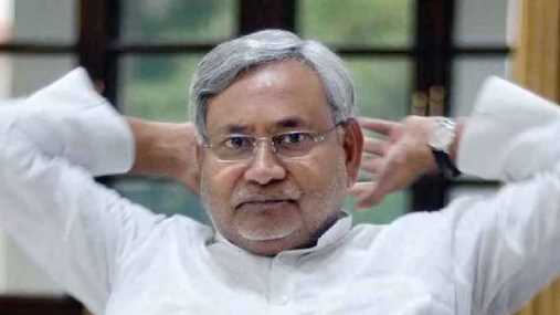 Will there be a big political upheaval in Bihar before the Lok Sabha elections, what was going on in Nitish Kumar's mind?