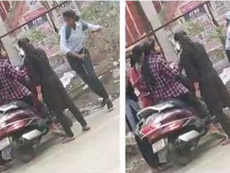 Two girls clashed for a boyfriend in Bihar, kicked, punched, sticks on the road; One's head explodes, video viral