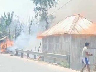 Fierce fire broke out due to gas cylinder explosion, more than 12 houses burnt to ashes