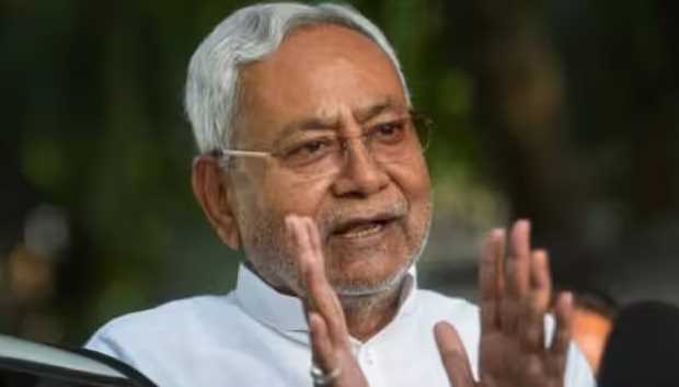 Nitish declared himself out of the race for PM candidate, appealed with folded hands