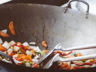 Do not cook these 5 things in an iron pan, the food will become 'poison' in the stomach