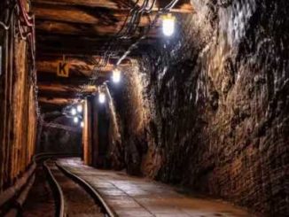 Fierce fire in gold mine, 27 dead, deadliest mining accident in two decades