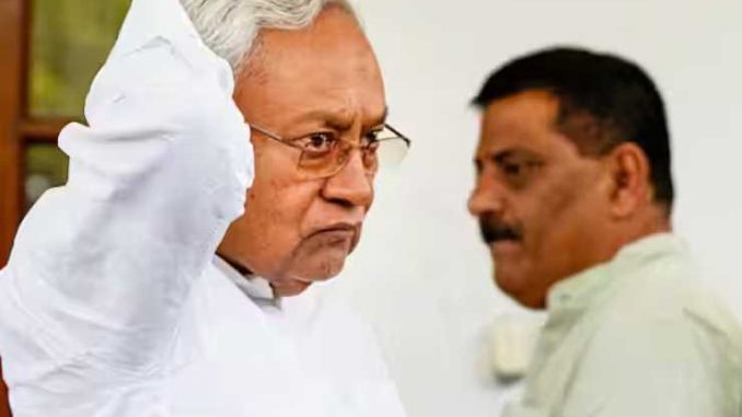 Big blow to JDU, this big leader of the party left the company, accused CM Nitish Kumar