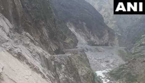 Just now: Heavy landslide wreaks havoc in Uttarakhand, 300 people trapped... Rescue continues