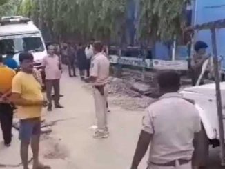 In Bihar, a girl who went to break henna at a neighbor's house was raped and murdered, the accused buried the body at home.
