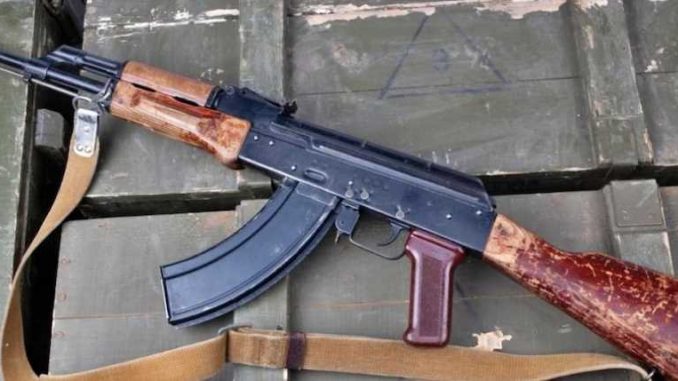 8 साल के लड़के ने ऑनलाइन मंगाई AK-47 राइफल, देखते ही मां के उड़े होश!.