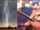 Do not use mobile even by mistake during lightning, it can be fatal, know how