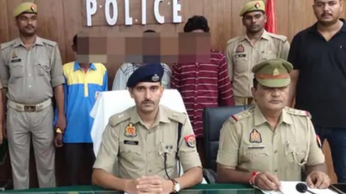 The crime was committed in Muzaffarnagar on suspicion of immoral relations, three accused arrested