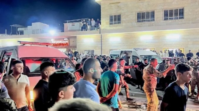 Horrific accident during late night wedding ceremony, 100 people died, 150 in hospital, created outcry
