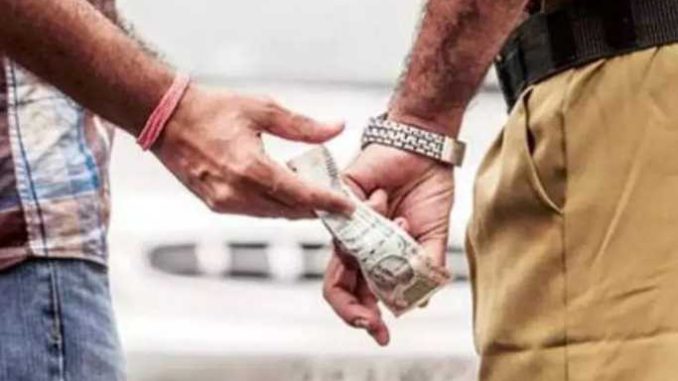 ASI caught red-handed in Haryana, taking bribe of Rs 30,000
