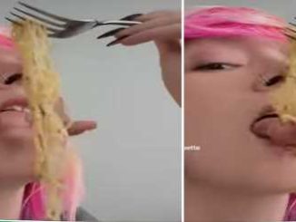 Girl with two tongues ate noodles in a unique way, video is interesting and a little scary too