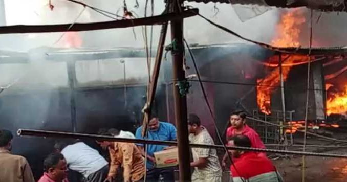 A massive fire in Madhya Pradesh created panic - 10 to 12 shops burnt down.