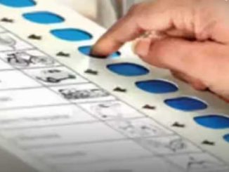 Today is the last date for nomination for the first phase of voting in Chhattisgarh.