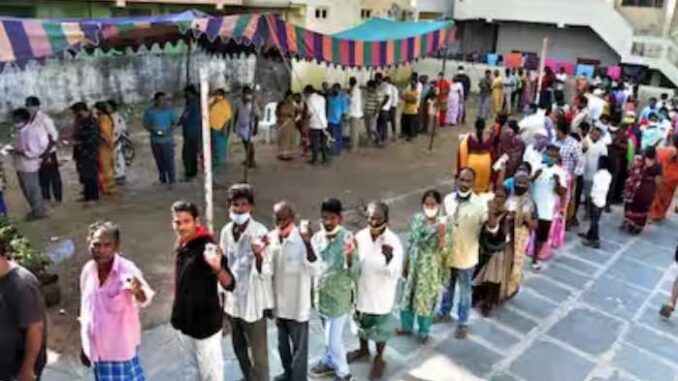 5.71% voting recorded till 9 pm in Chhattisgarh and 11.13% voting in Madhya Pradesh, Congress candidate shot dead in Madhya Pradesh