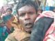 In UP, a laborer reached the post carrying his grandson's dead body on his shoulder, even the policemen were stunned!