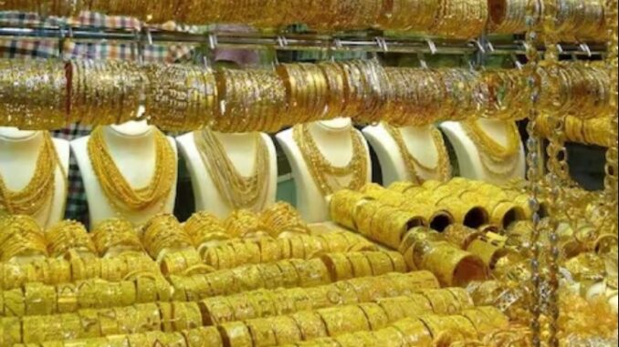 Big treasure of gold found in Rajasthan, officials were left teary eyed after seeing heaps of jewellery.
