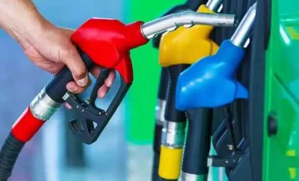 Petrol and diesel became cheaper in Chhattisgarh and Himachal Pradesh, know what is the price in your city?