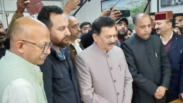 Three independent MLAs of Himachal resign, will join BJP; Now by-elections will be held at 9 places!
