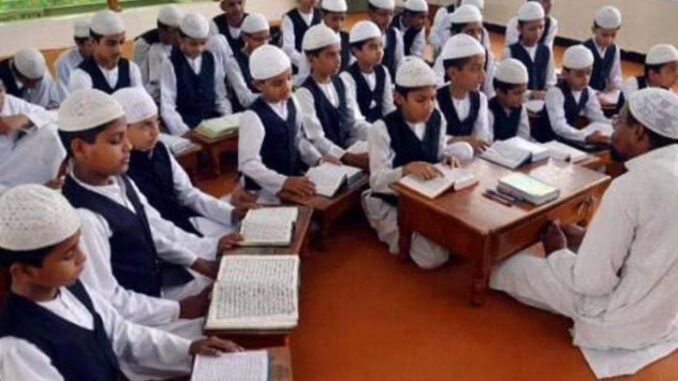 Trouble broke out on Madrasas in UP, High Court canceled the law, will not get money from abroad