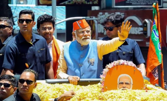 PM Modi laid emphasis on West UP, road shows and meetings