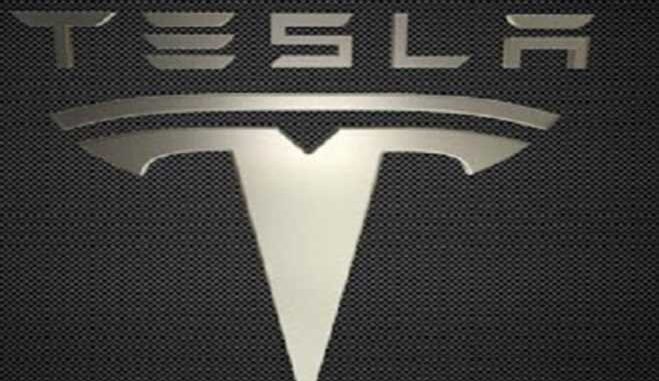 Big decline in Tesla sales, Elon Musk fired 15,000 employees