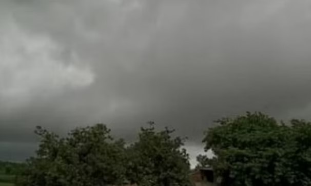 Light rain likely in Jaipur and other districts, avoid lightning