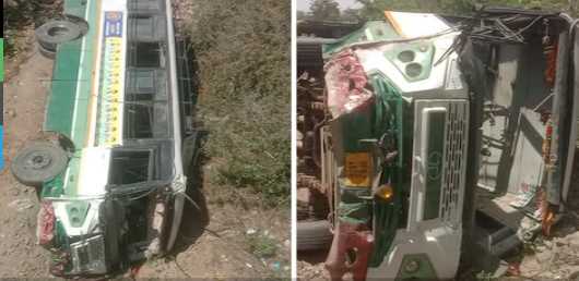 Bus collides with speeding truck in Himachal, falls off bridge, 10 passengers seriously injured