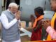 Who is the fruit seller Mohini Gowda? Whose photo of meeting PM Modi went viral