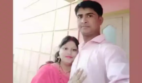 Cut their wrists and offered blood to Lord Shiva, then the couple committed suicide