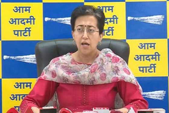 Delhi Minister Atishi made a big claim, 'BJP offered me to join the party'