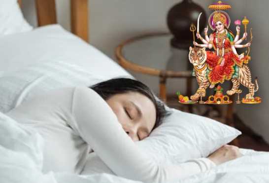 Seeing Maa Durga in the dream is a sign that the coffer will soon be filled with wealth.