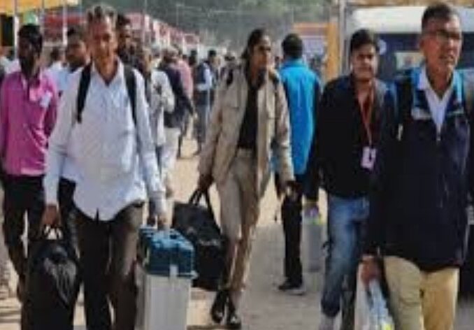 Bijnor and Muzaffarnagar border check post sealed, polling party leaves, voting to be held in the morning