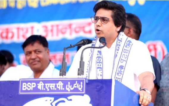 Mayawati's big decision after the case against Akash Anand, canceled all election programs