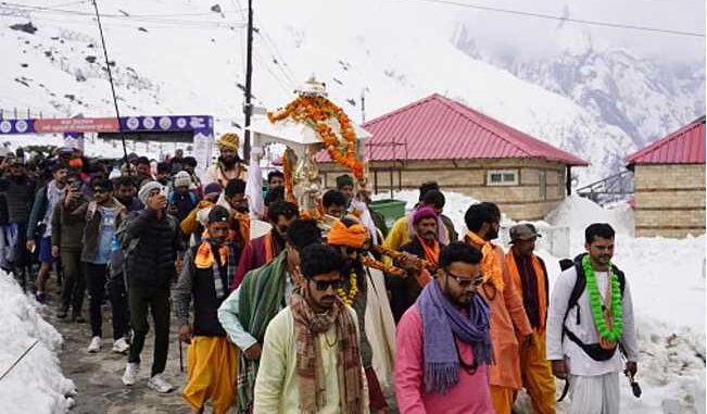 If you are going on Char Dham Yatra, then definitely keep these 7 things in mind, carry these things in your bag.