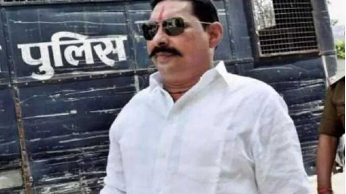 Bihar: 'Small government' in black glasses... Bahubali Anant Singh came out of jail, got parole for 15 days