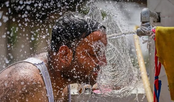 Heat wave worsens condition in UP, there will be heavy rain in these districts