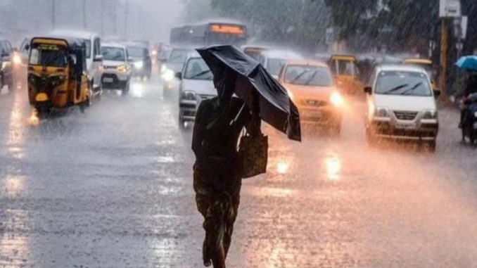 Monsoon enters UP with full force, heavy rains in Noida-Lucknow, IMD issues alert
