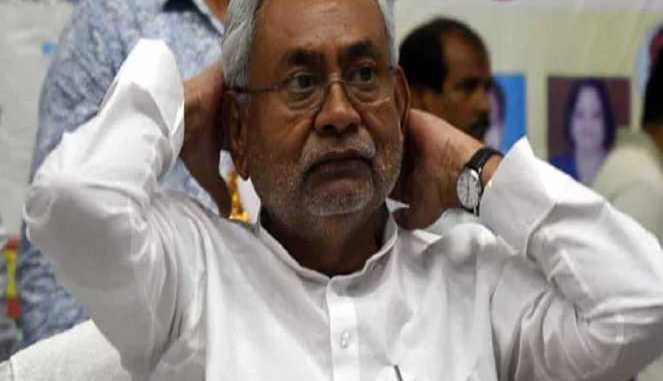 CM Nitish Kumar reached the hospital, was feeling pain in his hand, is getting treatment in the Ortho department