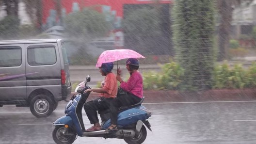 Effect of El Nino ends, rain occurs in entire Uttar Pradesh, heavy rain alert issued in these districts