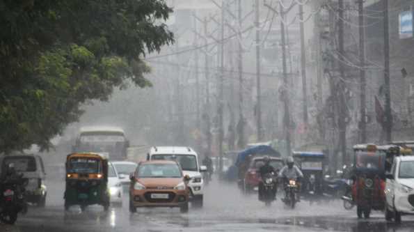There is a possibility of heavy rain in these districts of Bihar within 72 hours, IMD has issued an orange alert